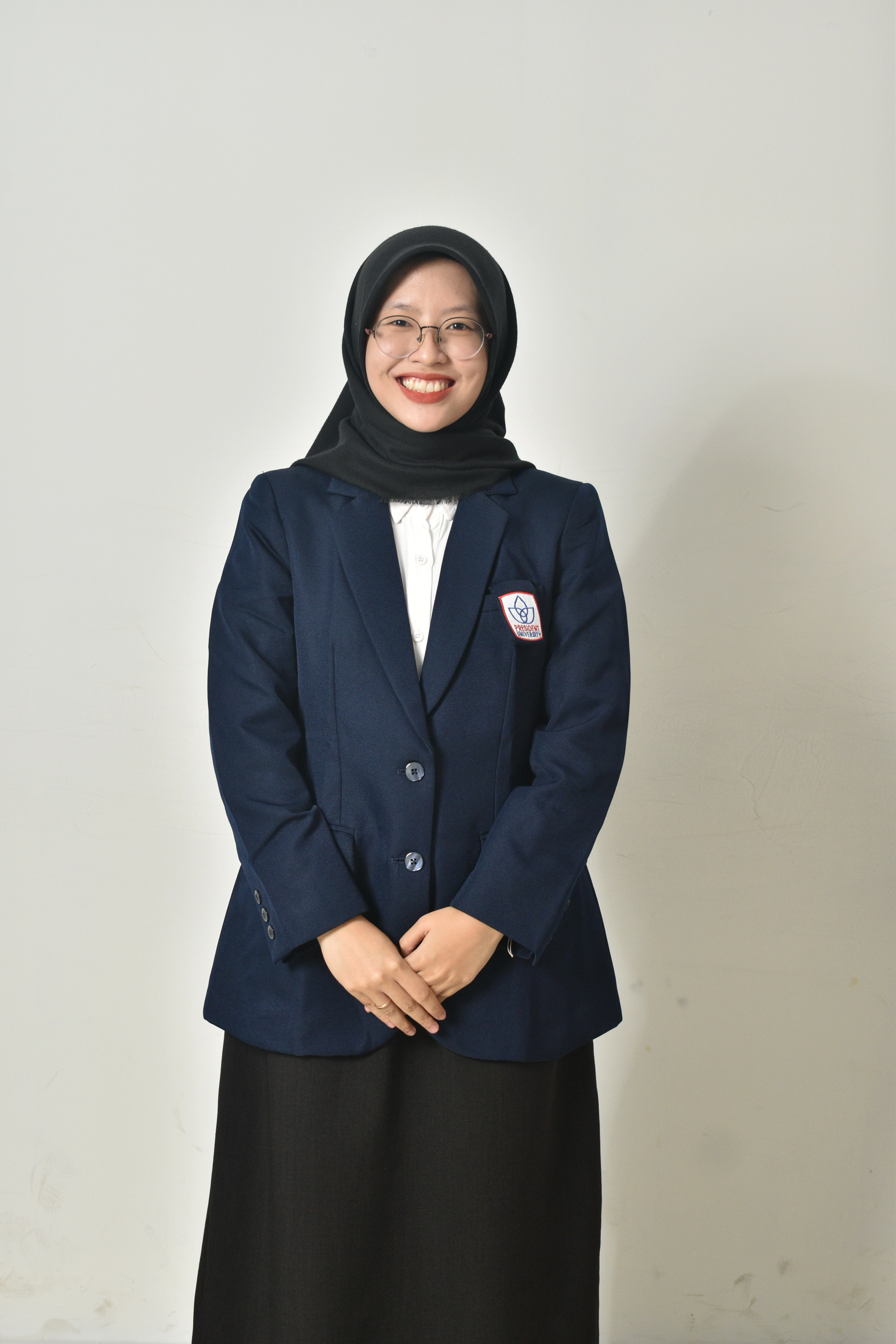 Ajeng Miftahul Carina's Photo